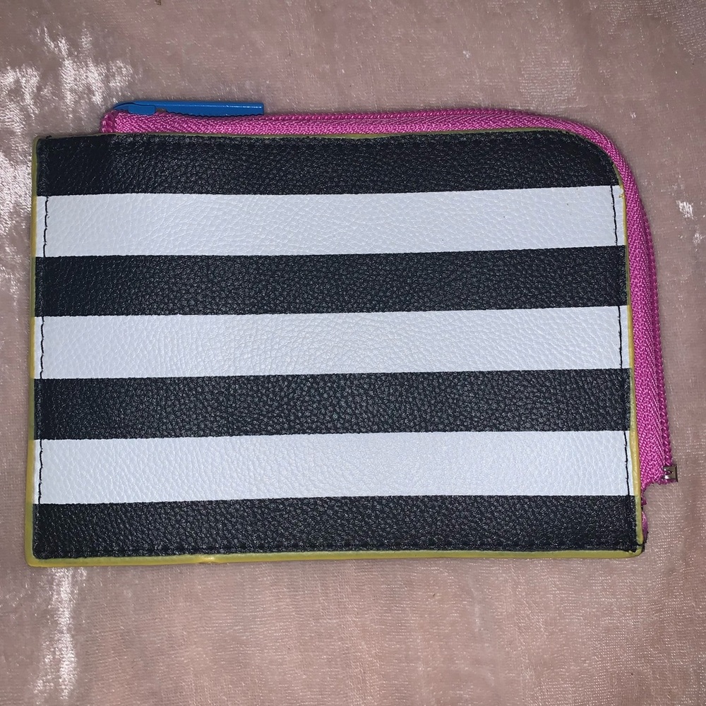 SEPHORA BLACK & WHITE STRIPED POUCH🤍🖤